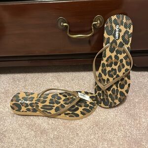 Leopard old navy sandals size 10